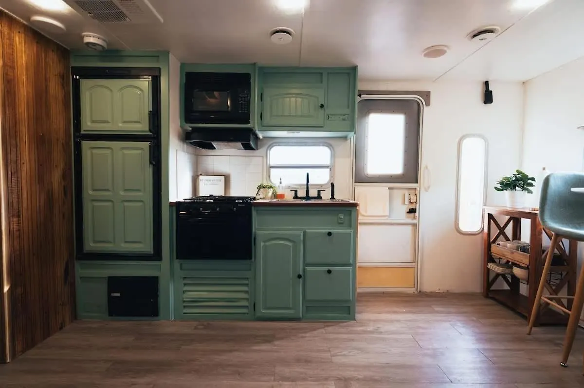 Sunrise Serenity Rv - Panoramic Views Isla Culebra Campsite